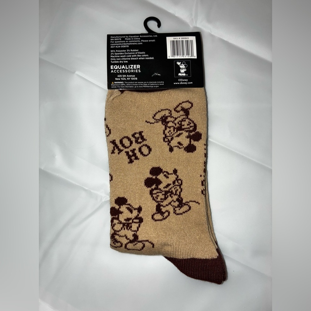 đź’°Disney Mickey Mouse Goofy Crew Socks Bundle 4 Pairs Size 9-13 Character - Picture 3 of 9